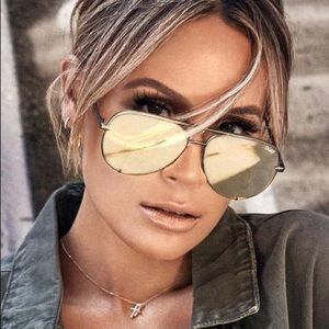 Quay X Desi - High Key Olive aviators